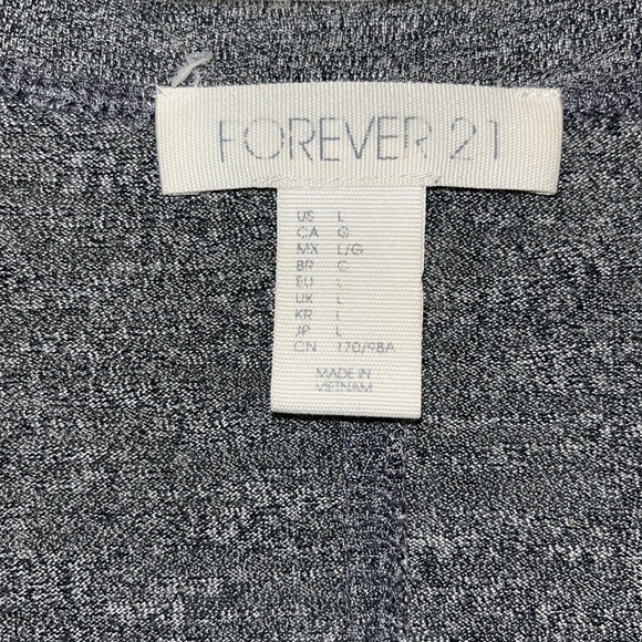 🔥Forever 21 Long Sleeved Tee🔥 - Picture 4 of 6